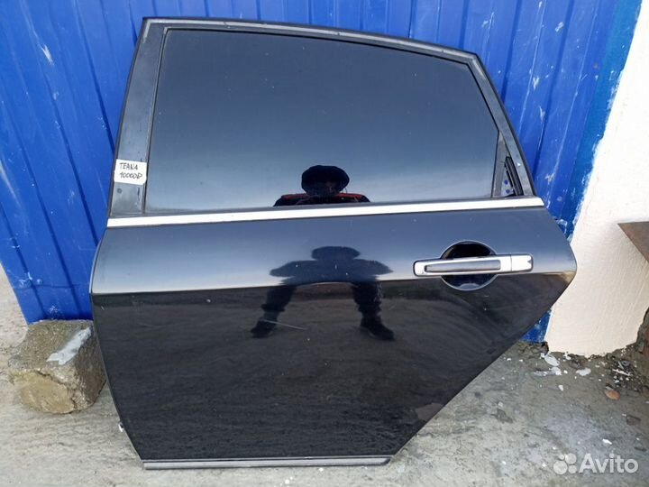 Дверь боковая задняя левая Nissan Teana