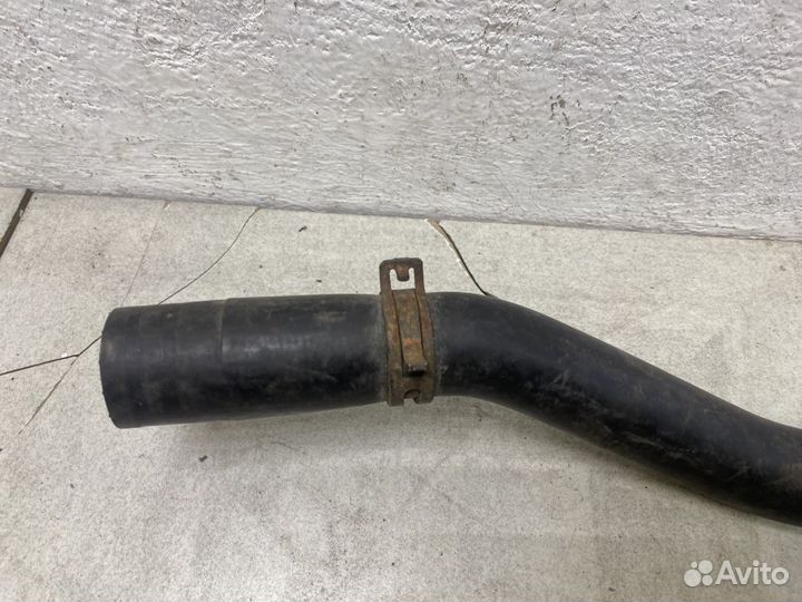 Патрубок системы охлаждения