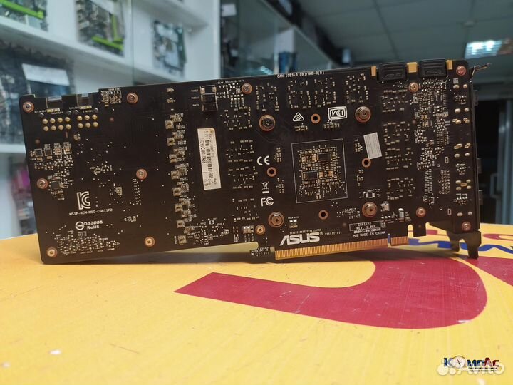 Asus GeForce GTX 1080 Ti Turbo 11Gb