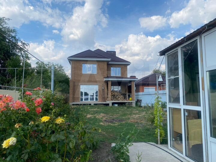 Дом 210 м² на участке 12 сот.