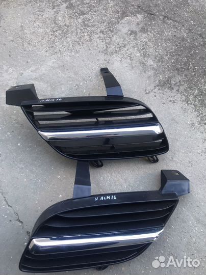 Решетки радиатора Nissan Almera