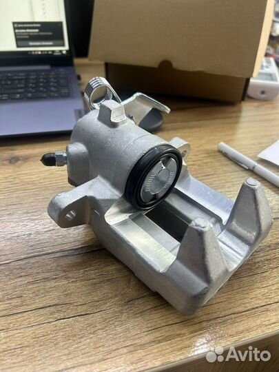 Суппорт задний правый polo / rapid