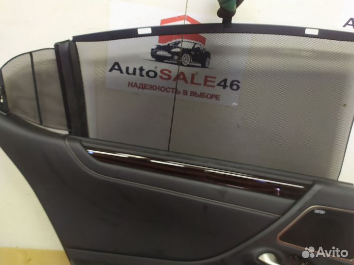 Обшивка двери задней левой Lexus ES7