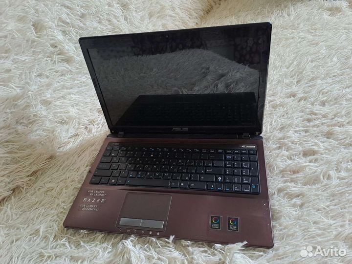 Ноутбук asus
