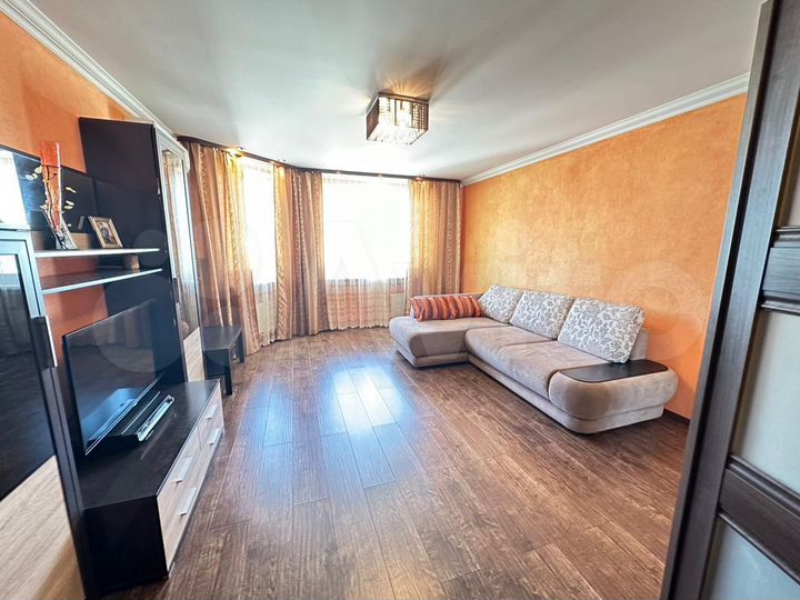 2-к. квартира, 63 м², 15/17 эт.