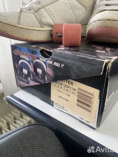 Кроссовки с роликами 38