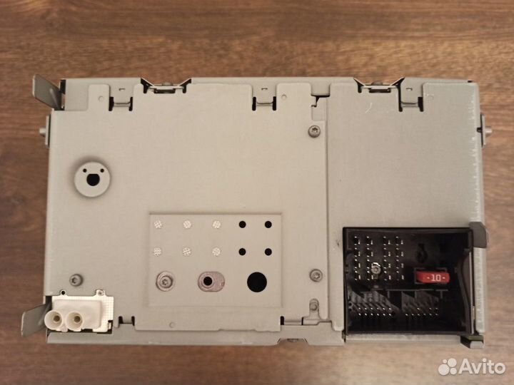 Головное устройство Фольксваген