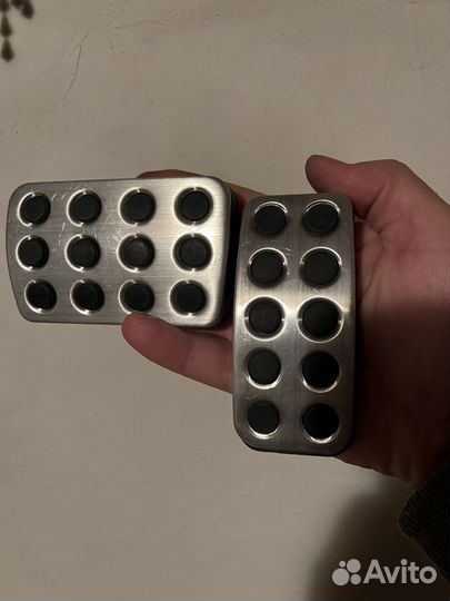 Накладки на педали