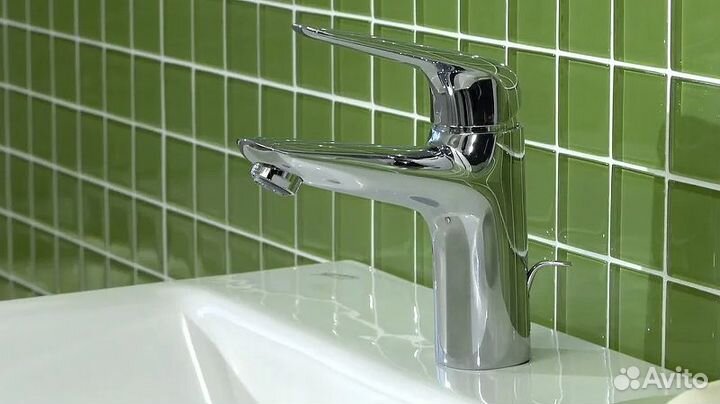 Смеситель для раковины Hansgrohe Novus 71030000