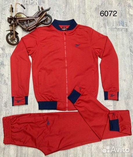 Костюм “Reebok