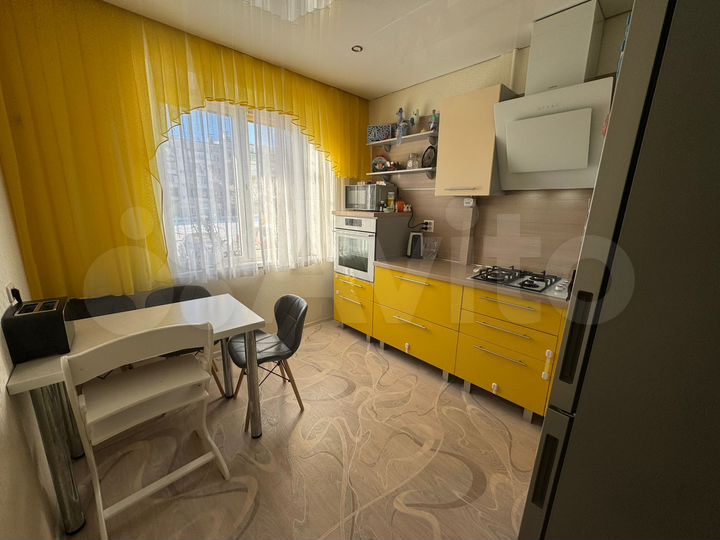 2-к. квартира, 52 м², 1/5 эт.