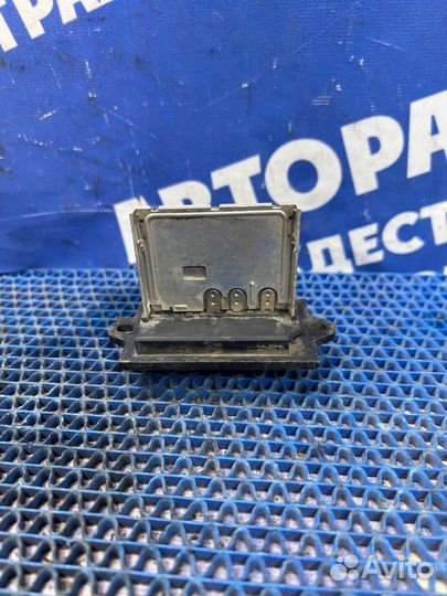 Резистор печки Nissan Note хэтчбек HR15 2005