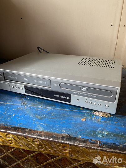 DVD плеер Daewoo видеомагнитофон кассетный