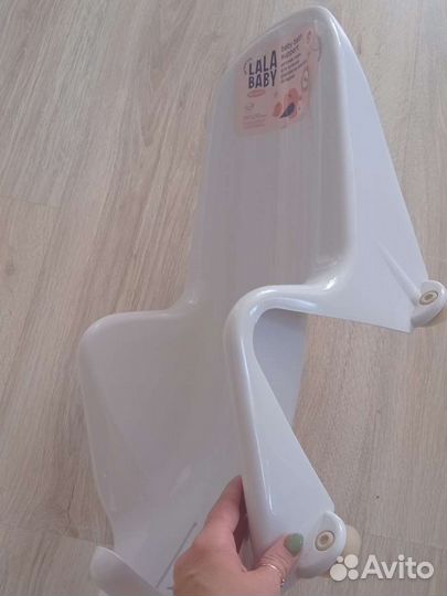 Горка и круг для купания новорожденных