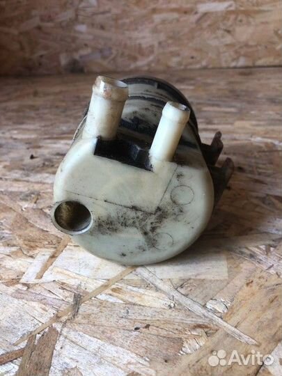 Бачок гидроусилителя Renault Logan