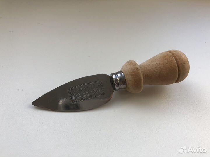 Нож для сыра твердых сортов