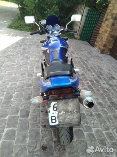 Honda CB 400 SF vtec 1