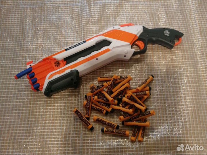 Бластер nerf