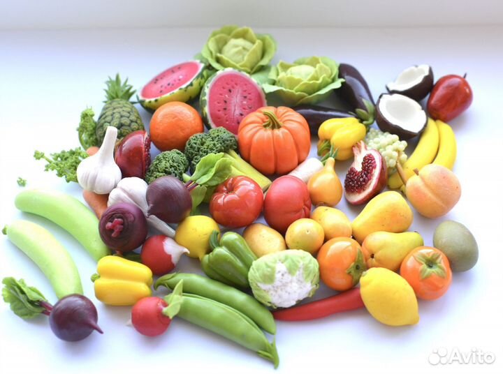 Ягоды, фрукты и овощи из полимерной глины