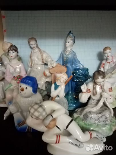 Фарфоровые статуэтки