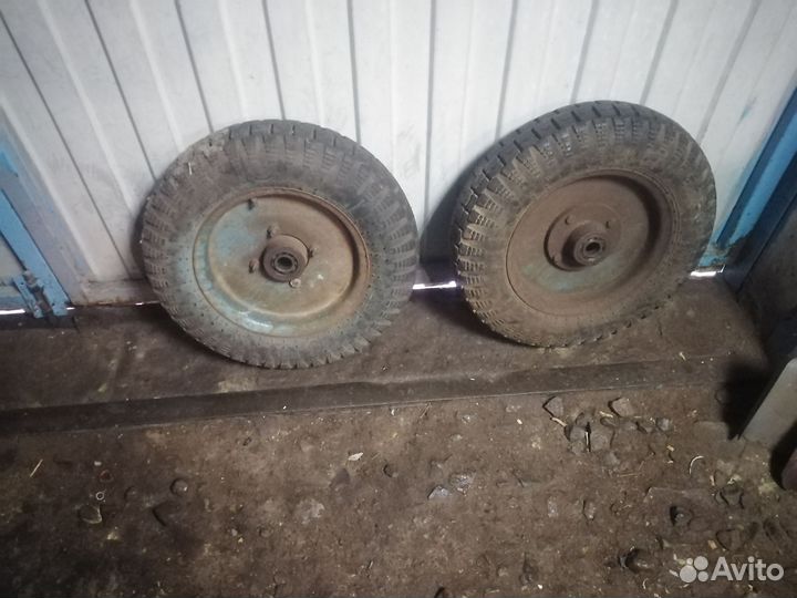 Калеса для мини трактора,тележки.Ризина новая