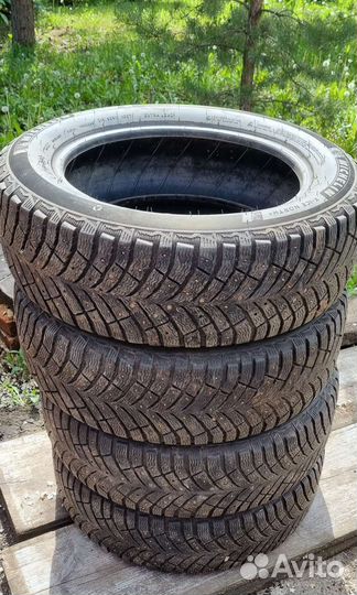 Michelin X-Ice North 4 215/60 R17 100