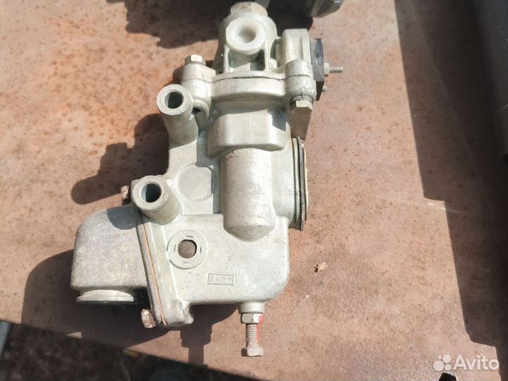 Запчасти на ЗИЛ 130