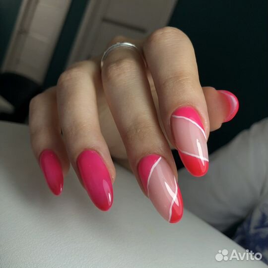 Мастер маникюра и педикюра