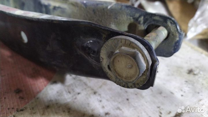 Рычаг задний нижний Altezza GXE10