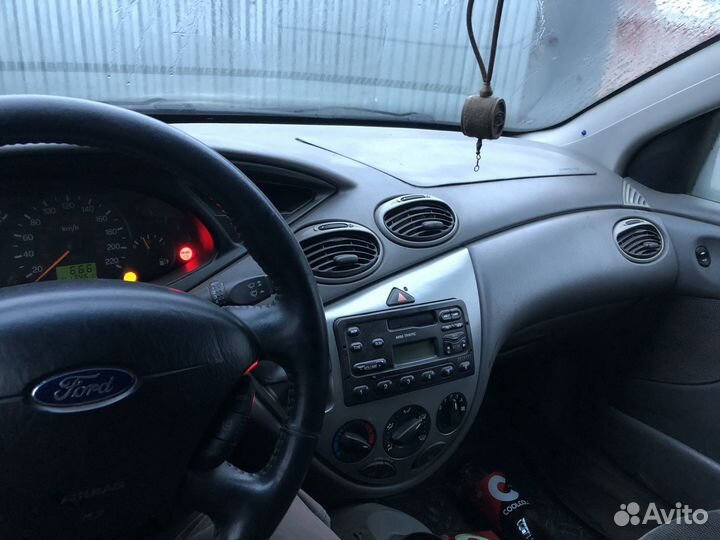 Ford Focus 2.0 AT, 2001, 200 000 км
