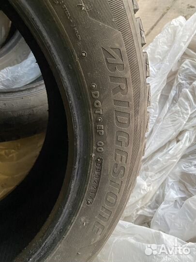 Bridgestone Blizzak DM-V2 225/55 R18