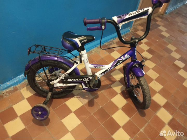 Детский трехколесный велосипед бу