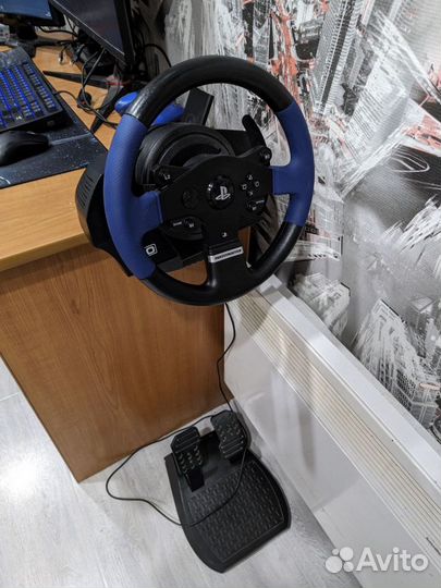 Игровой руль ThrustMaster t150