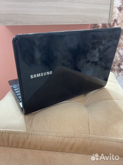 Нетбук Samsung nc110