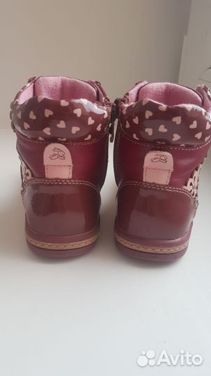 Ботинки для девочки Kapika. Размер 25