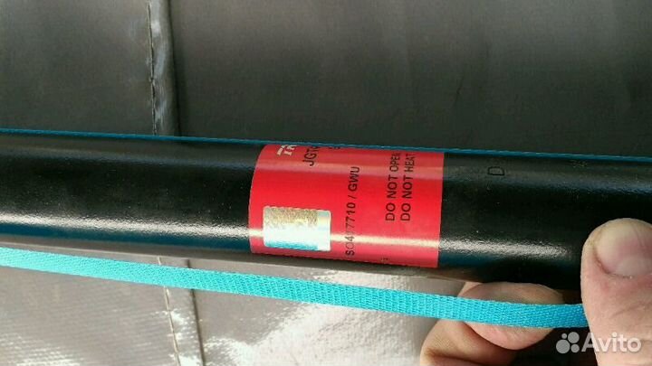 Амортизаторы новые TRW JGT445T