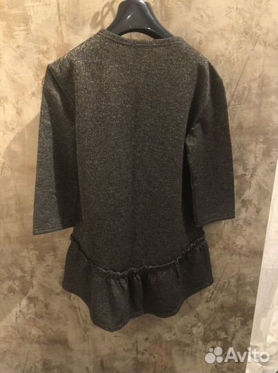 Костюм с люрексом 40-42 новый