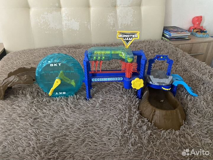 Автомойка Monster Jam