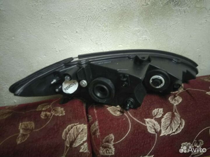 Фара левая toyota camry V 30