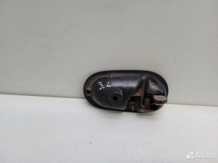 Ручка двери внутренняя левая Renault Logan 2 1.6