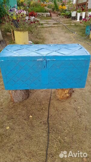 Сундук деревянный старинный