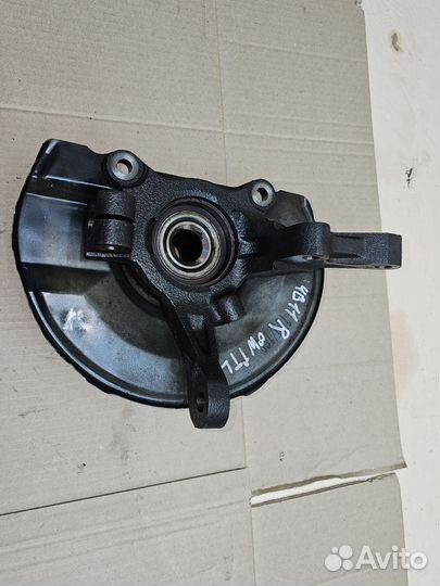 Кулак поворотный правый Mitsubishi Outlander (GF)