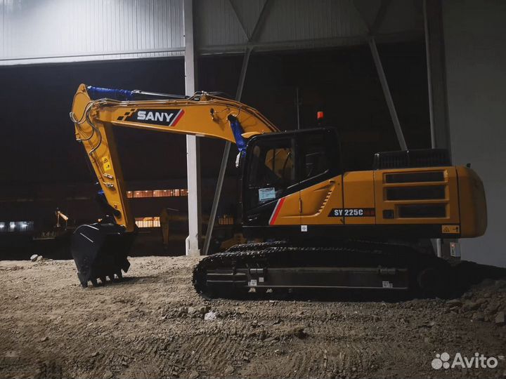 Гусеничный экскаватор Sany SY225NLC, 2023