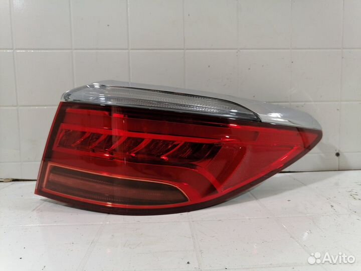 Фонарь внешний LED задний правый Kia Quoris