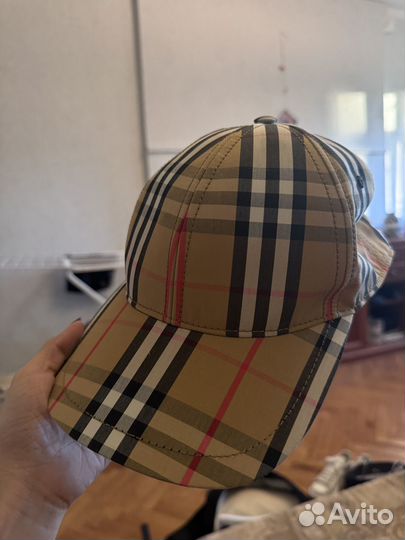 Кепка женская burberry