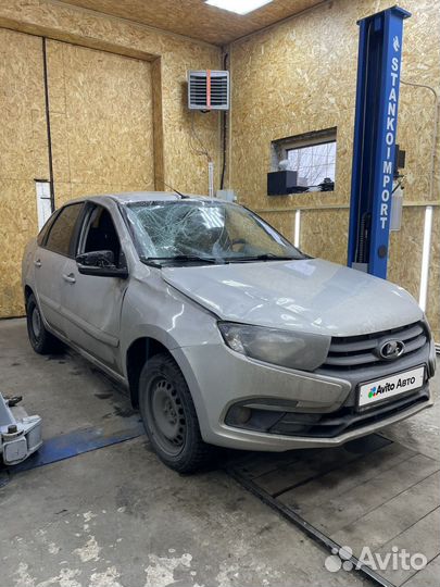 LADA Granta 1.6 МТ, 2019, битый, 95 800 км