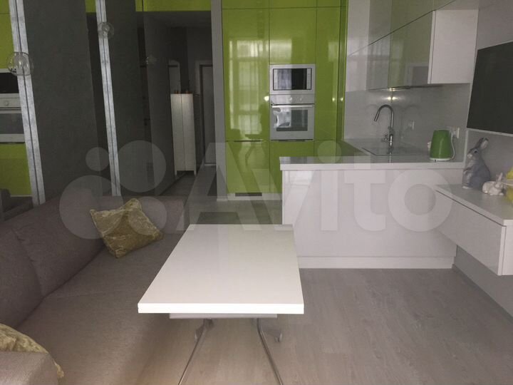 2-к. квартира, 43 м², 7/8 эт.