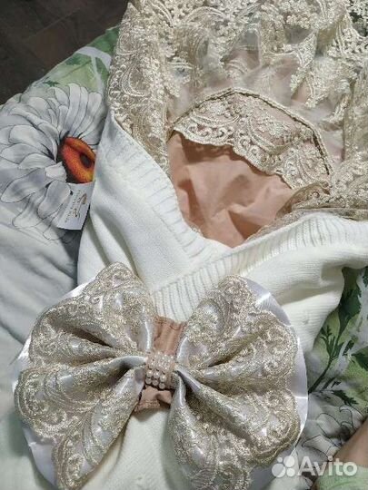 Уголок и бант на выписку