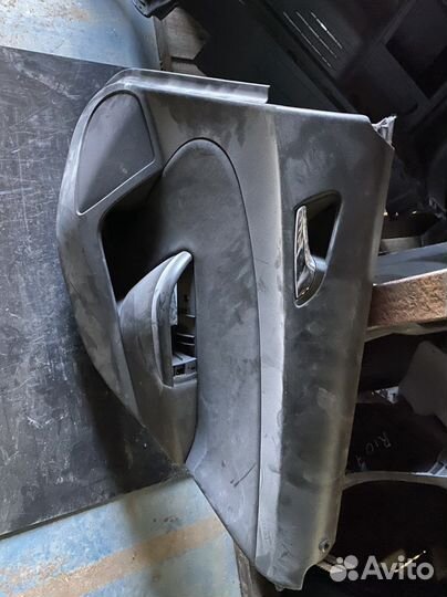 Обшивка двери задней правой Opel Astra j