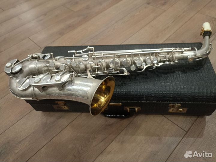 Саксофон альт Luxor Solo